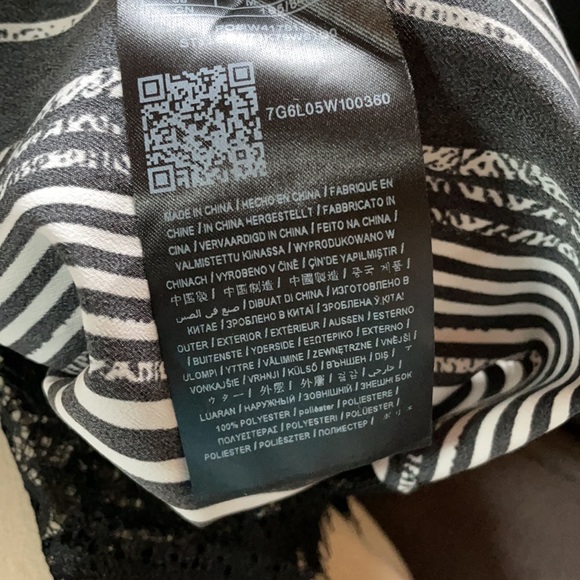 GUESS Black & White with Lace Summer Dress Size M - Picture 8 of 8